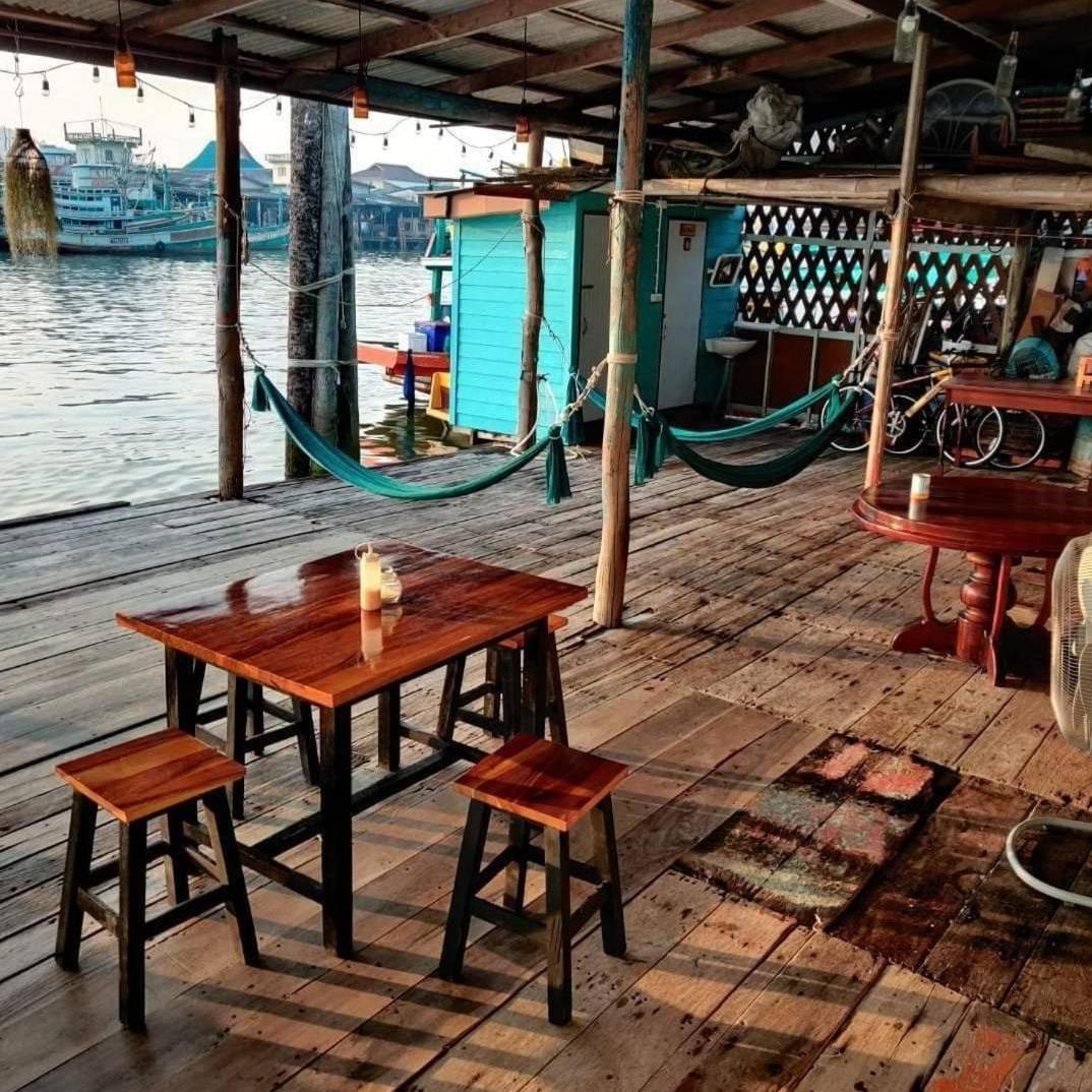 Rub Lom Chom Klong Homestay Чумпхон Екстер'єр фото